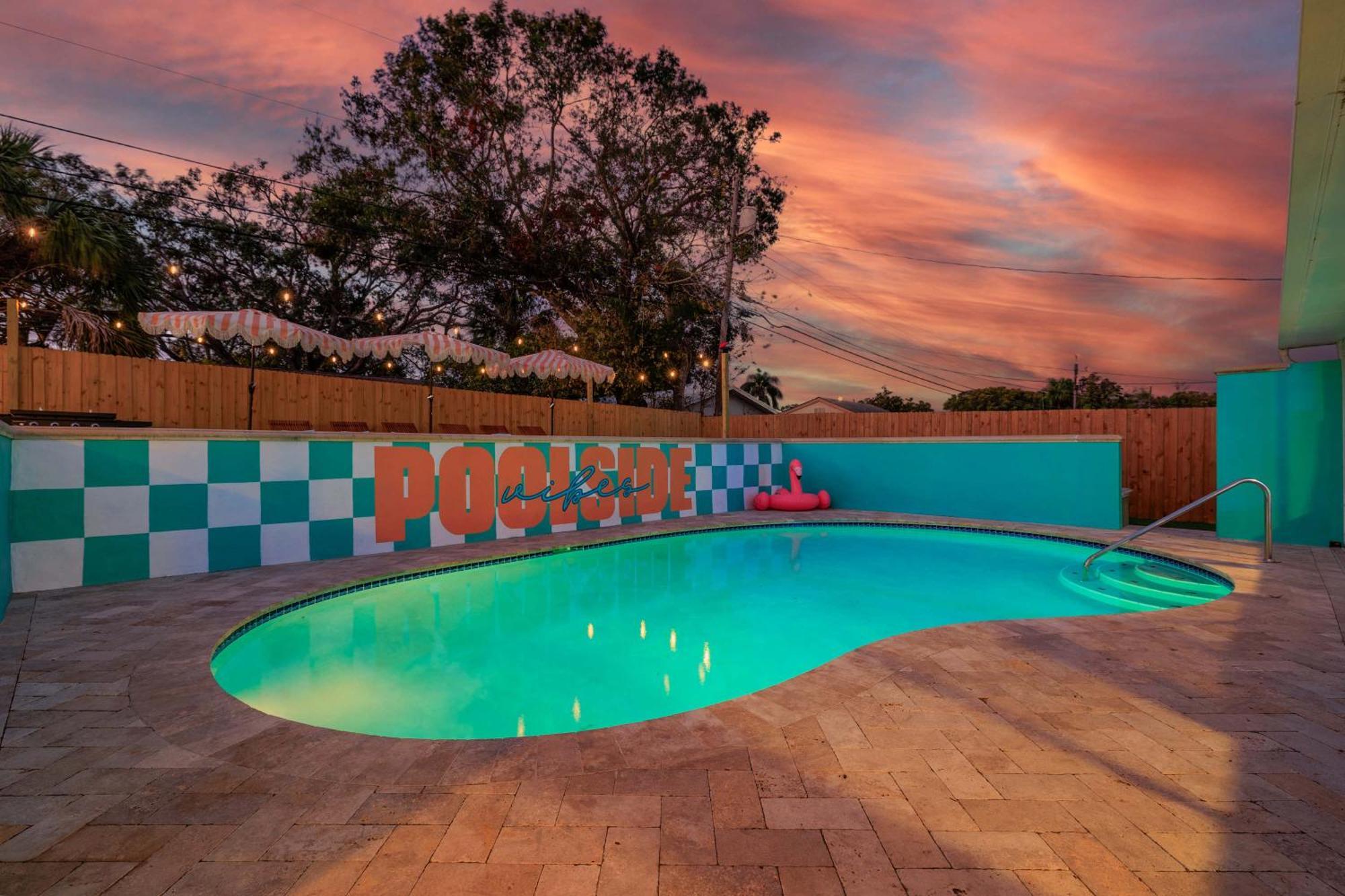 Private Pool 6 MI to Clearwater Beach Fire Pit Game Room Exterior foto